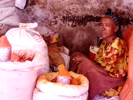 A woman selling berbere at the Fajita Market in Dire Dawa, Ethiopia. | Credit: Ka Ea