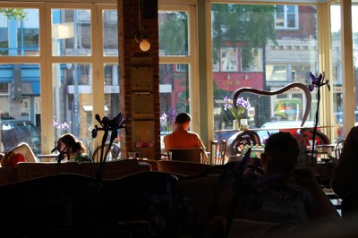 Tryst Cafe, Adams Morgan | Credit: http://www.flickr.com/photos/poldavo